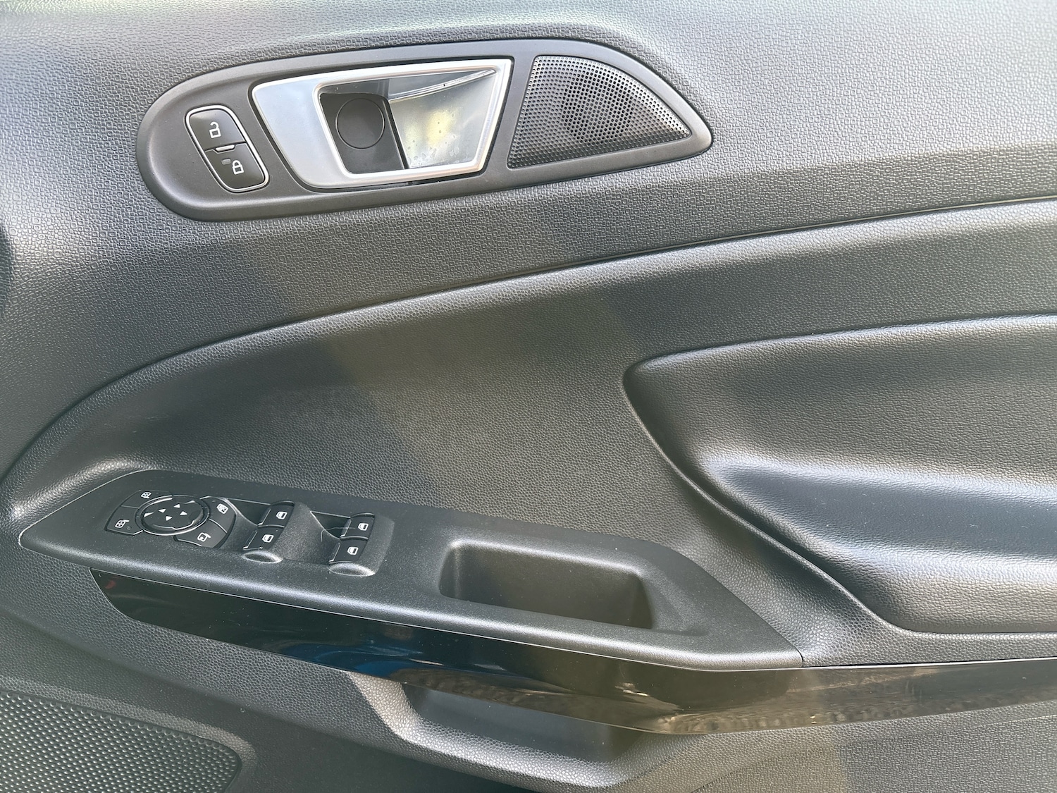 Used Ford Ecosport 2018 for sale - 76668255: Photo 11