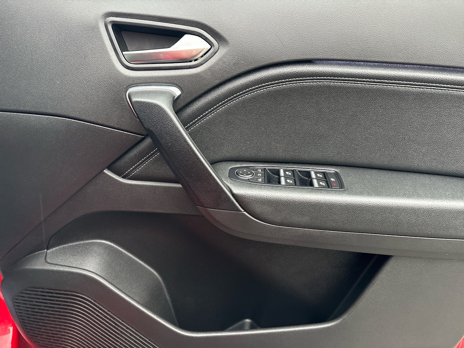 Used Renault Captur 2024 for sale - 76648047: Photo 11