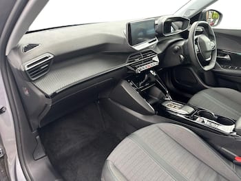 Used Peugeot 2008 2023 for sale - 79862571: Photo