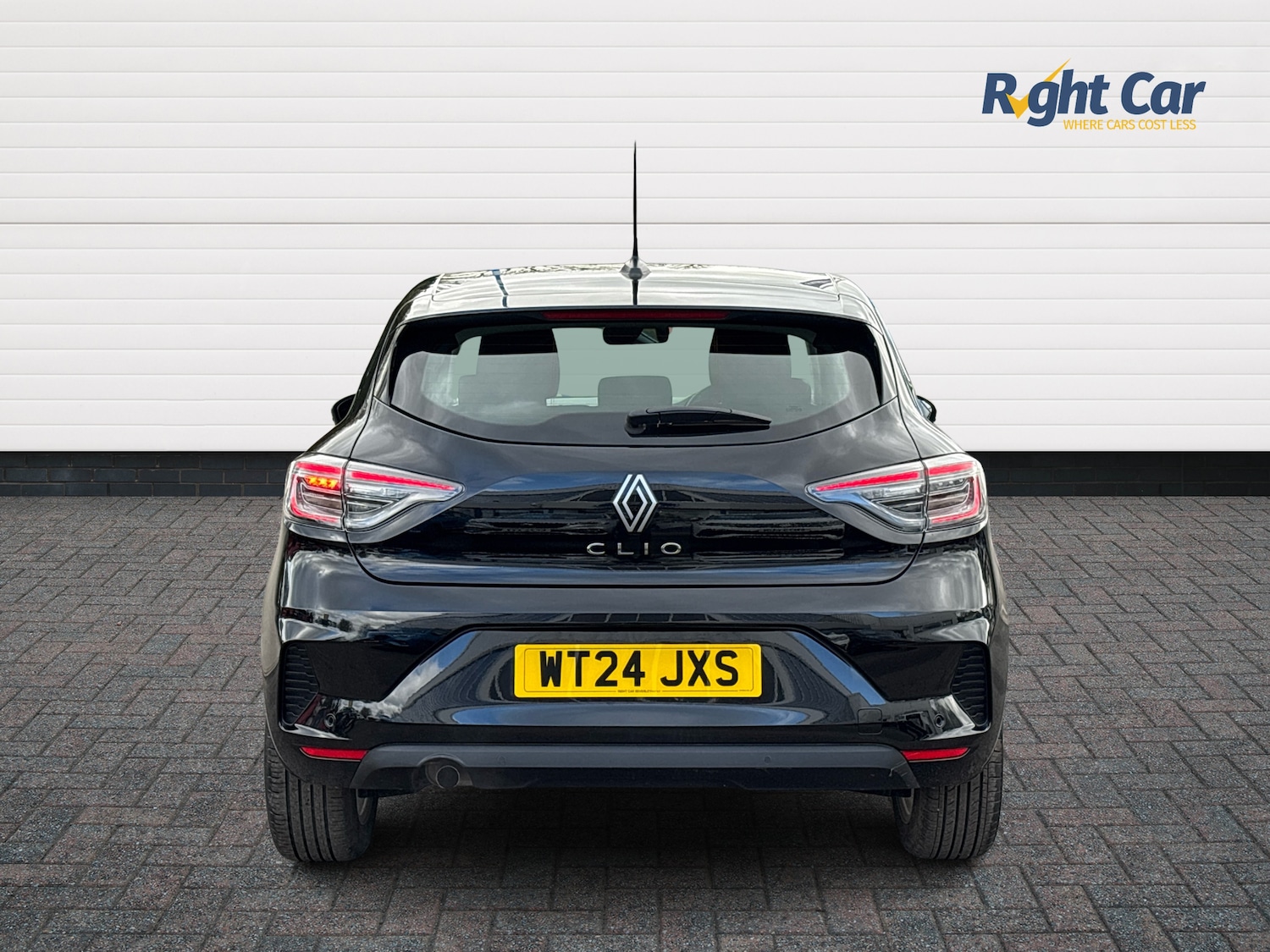 Used Renault Clio 2024 for sale - 77885492: Photo 12