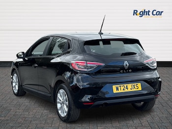 Used Renault Clio 2024 for sale - 77885492: Photo