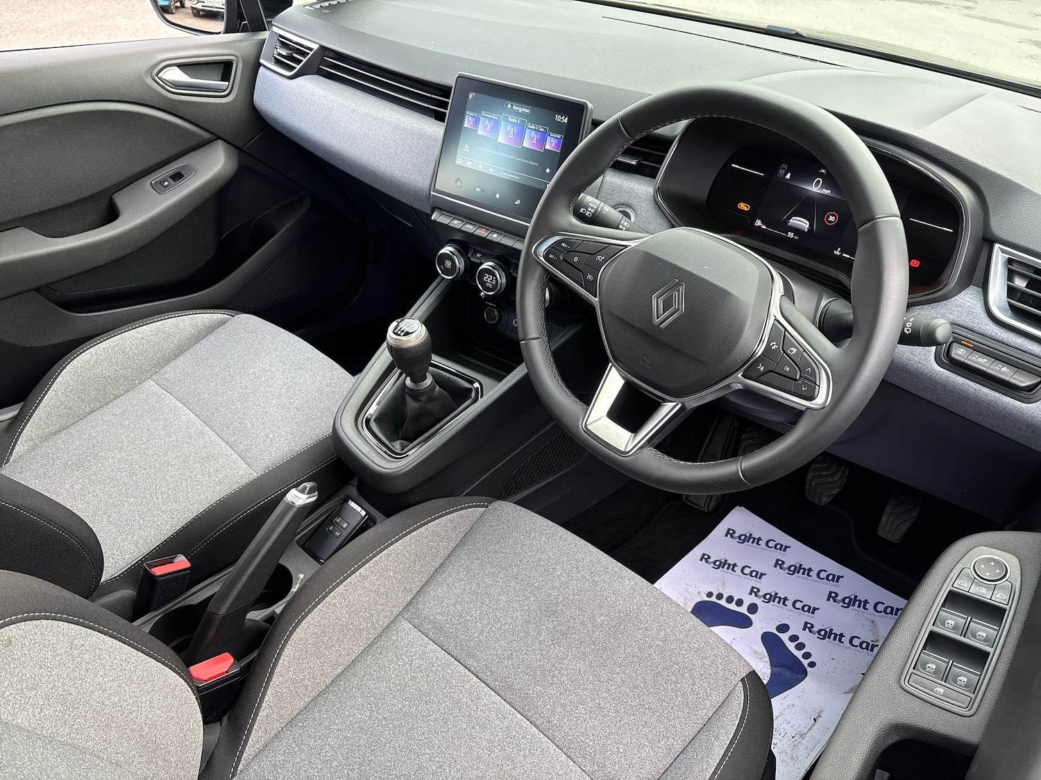 Used Renault Clio 2024 for sale - 77885492: Photo 6