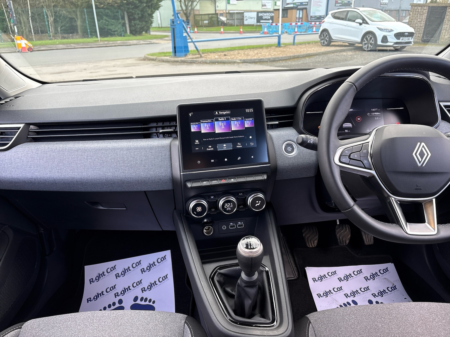 Used Renault Clio 2024 for sale - 77885492: Photo 8