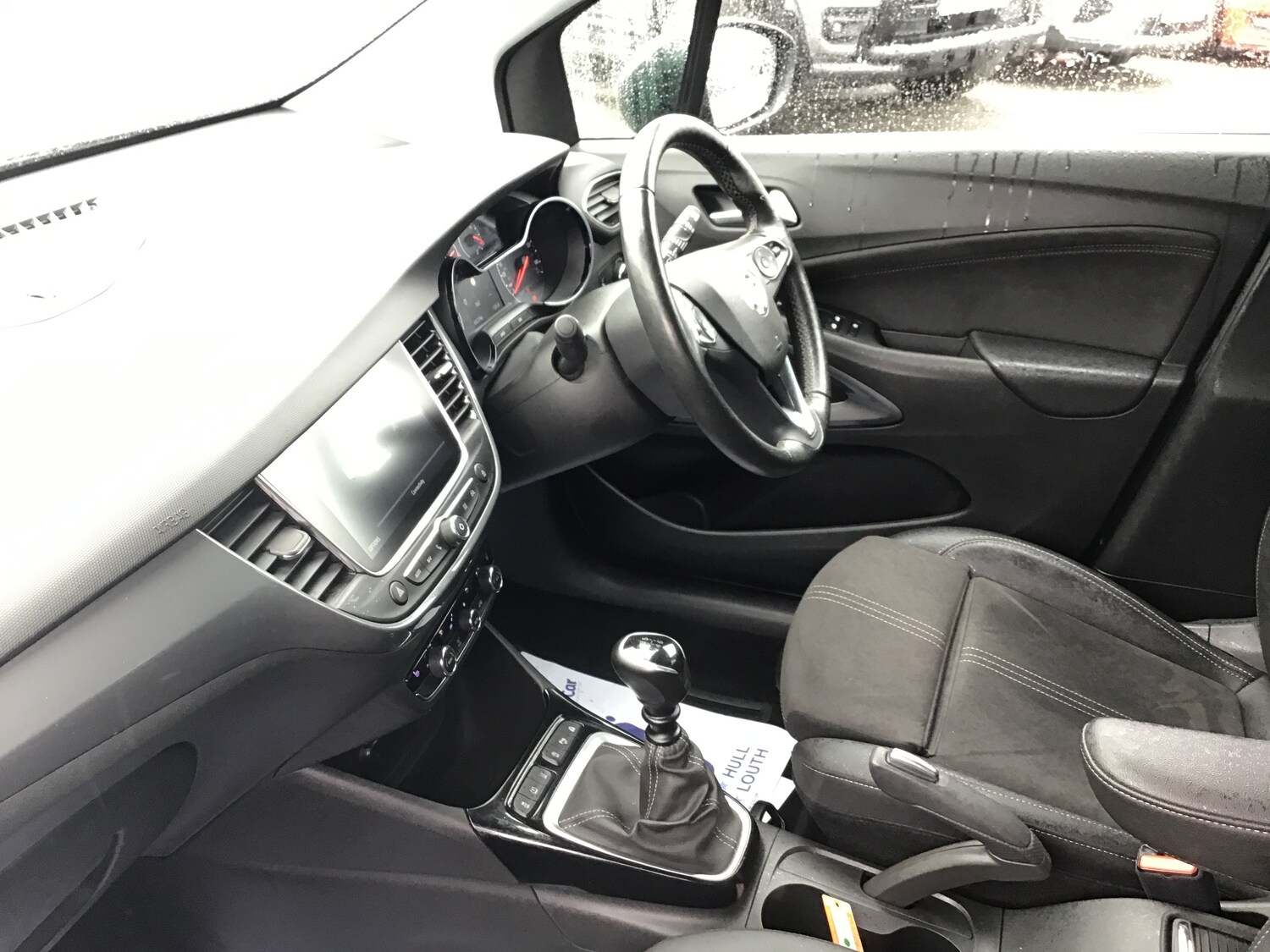 Used Vauxhall Crossland 2023 for sale - 75993132: Photo 2