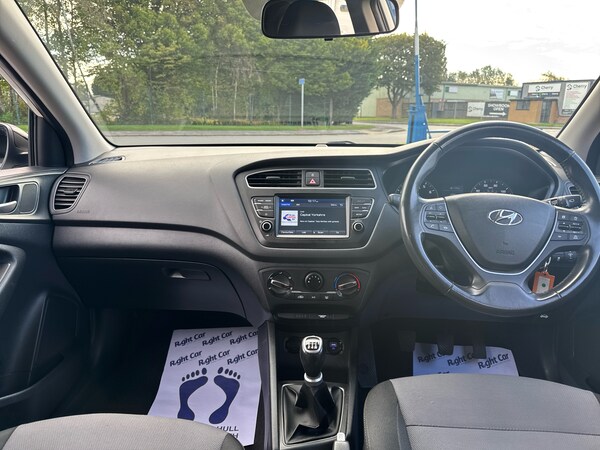 Used Hyundai i20 2019 for sale - 76125157: Photo 8