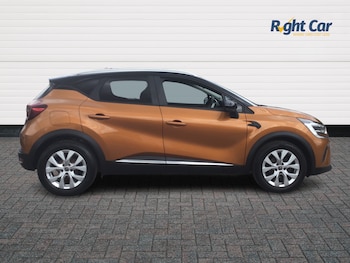 Used Renault Captur 2021 for sale - 75389840: Photo