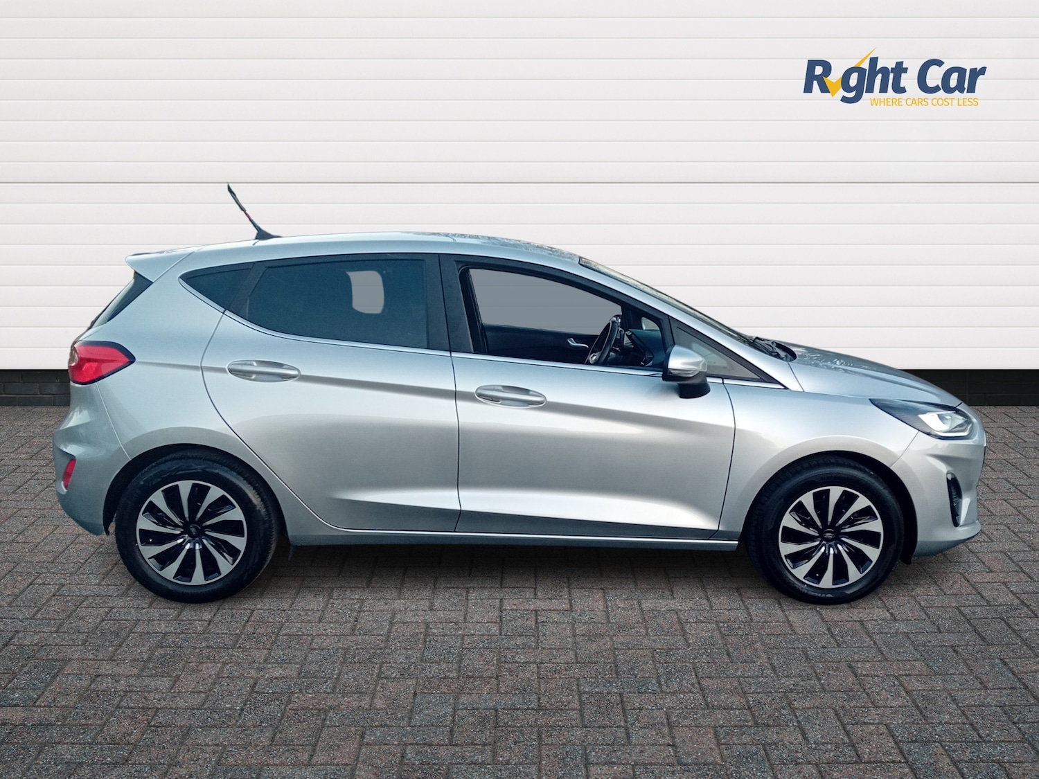 Used Ford Fiesta 2023 for sale - 77010563: Photo 4