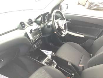 Used Suzuki Swift 2024 for sale - 74373867: Photo