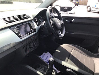 Used Skoda Fabia 2020 for sale - 76015363: Photo 2