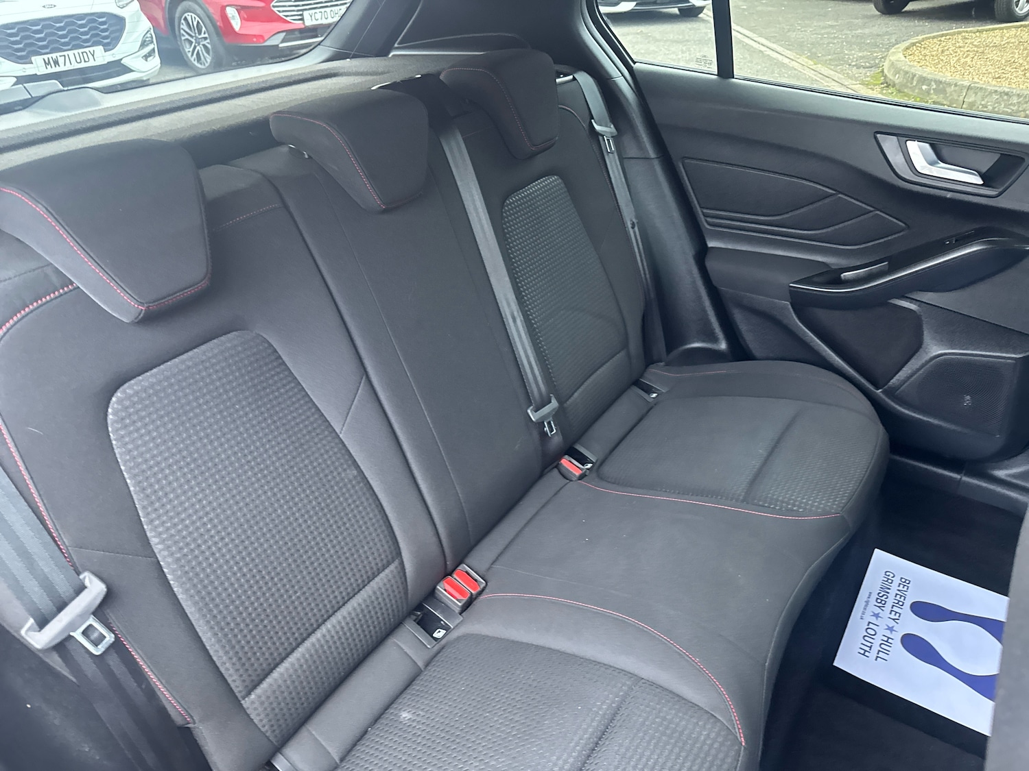 Used Ford Focus 2023 for sale - 76514600: Photo 10