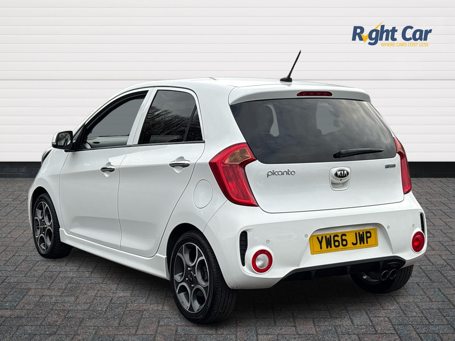 Used Kia Picanto 2017 for sale - 76731666: Photo 3