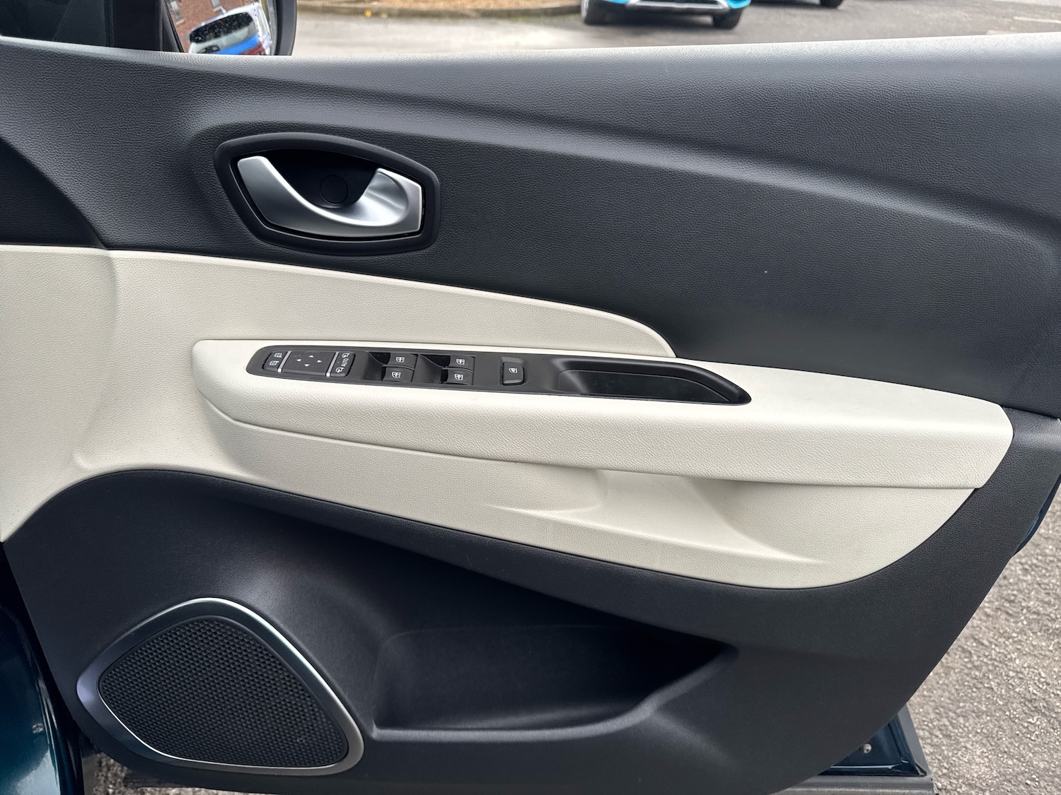 Used Renault Captur 2019 for sale - 76434487: Photo 11