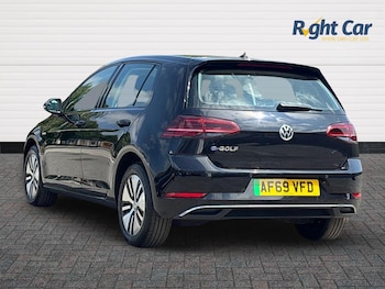 Used Volkswagen Golf 2019 for sale - 79293968: Photo
