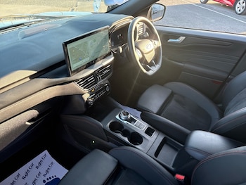 Used Ford Kuga 2024 for sale - 77942182: Photo