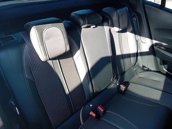 Used Peugeot 2008 2022 for sale - 76217367: Photo 10
