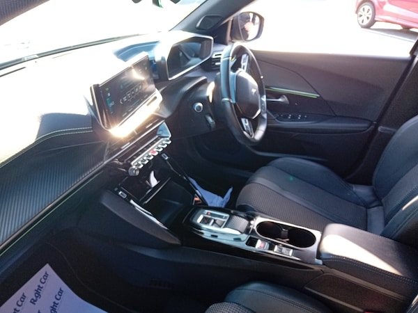 Used Peugeot 2008 2022 for sale - 76217367: Photo 2