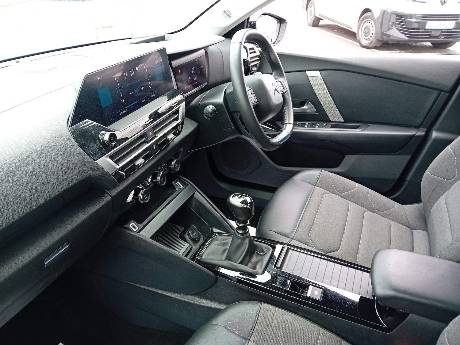 Used Citroen C4 2022 for sale - 77539909: Photo 2