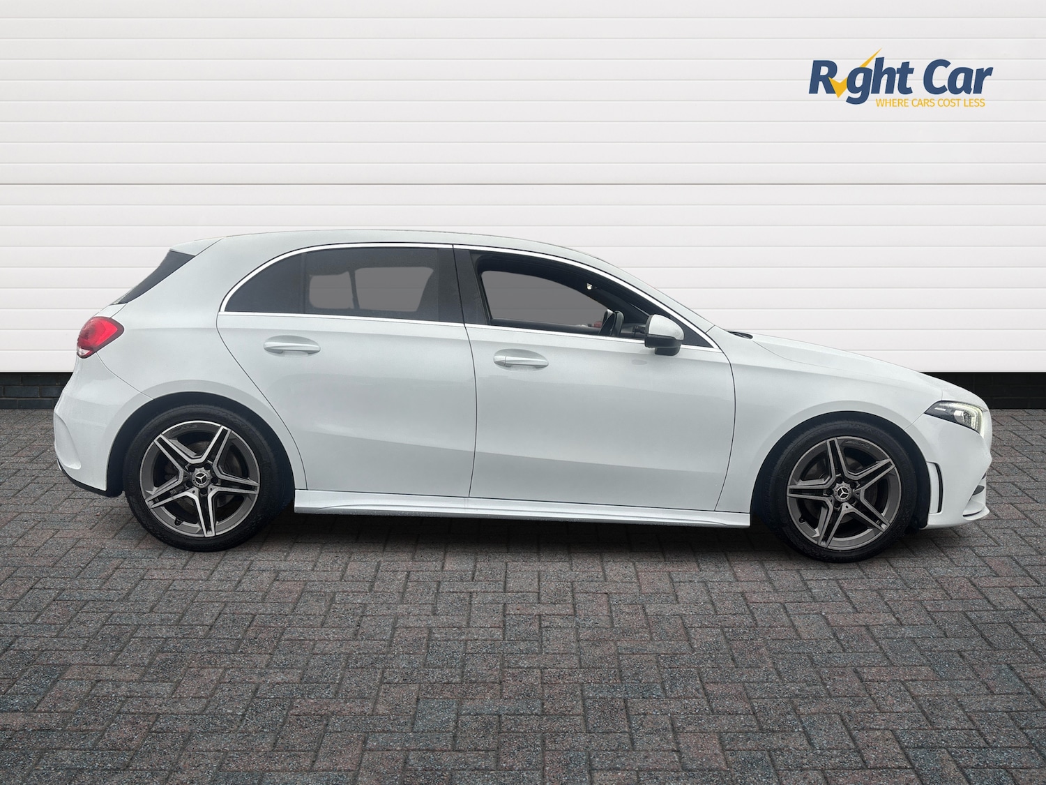 Used Mercedes-Benz A-Class 2020 for sale - 76593489: Photo 4