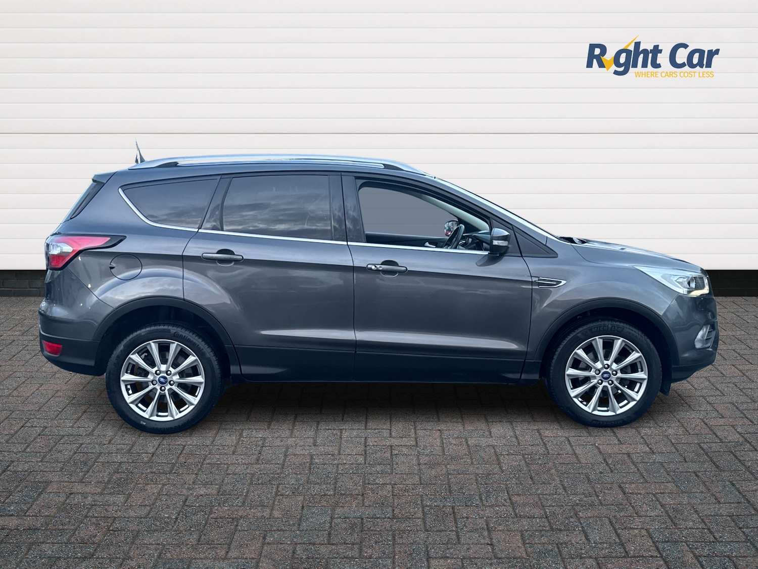 Used Ford Kuga 2019 for sale - 76434486: Photo 4
