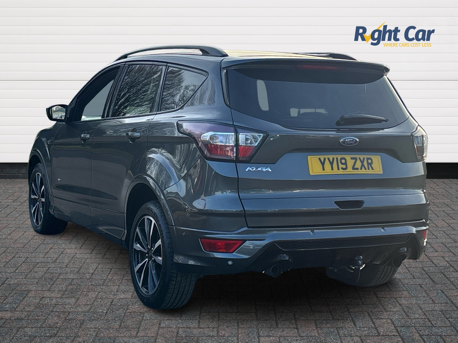 Used Ford Kuga 2019 for sale - 77232295: Photo 3