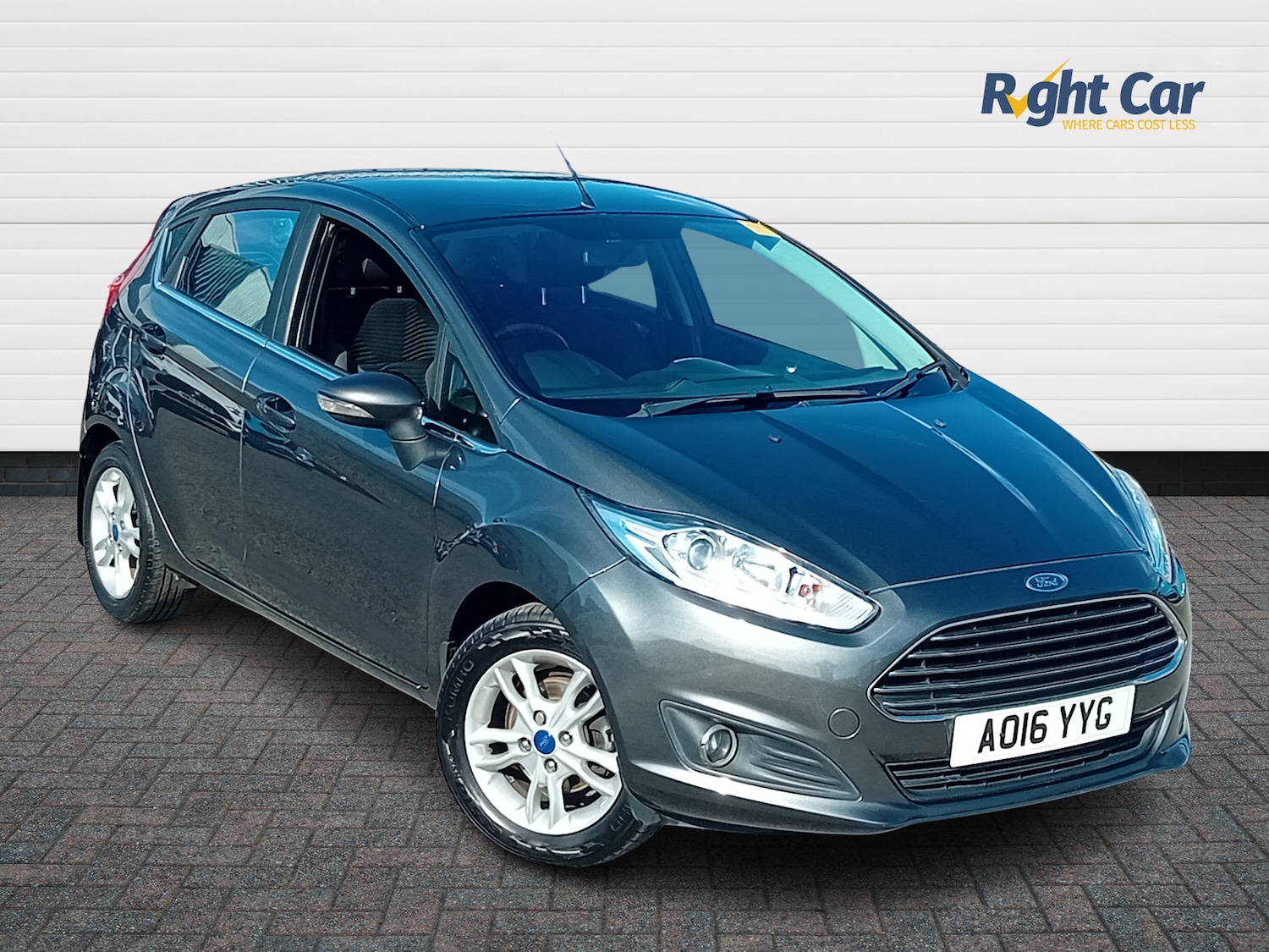 Used Ford Fiesta 2016 for sale - 76125155: Photo 1