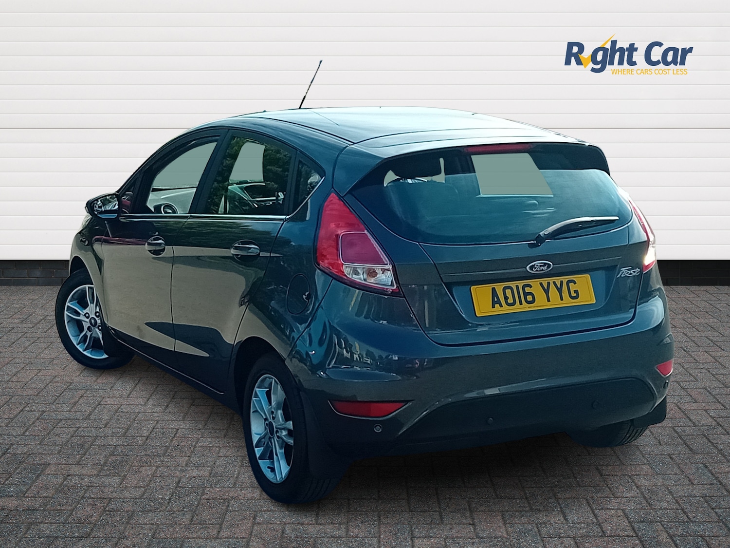 Used Ford Fiesta 2016 for sale - 76125155: Photo 3