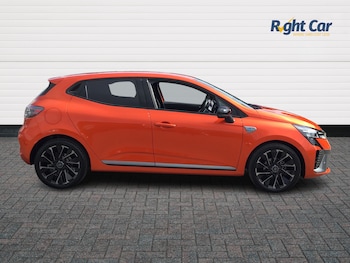Used Renault Clio 2024 for sale - 75522351: Photo