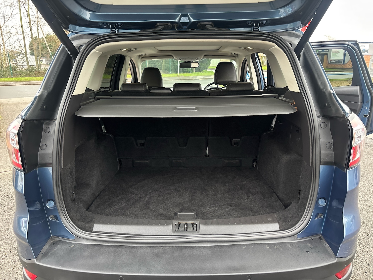 Used Ford Kuga 2018 for sale - 77232305: Photo 9