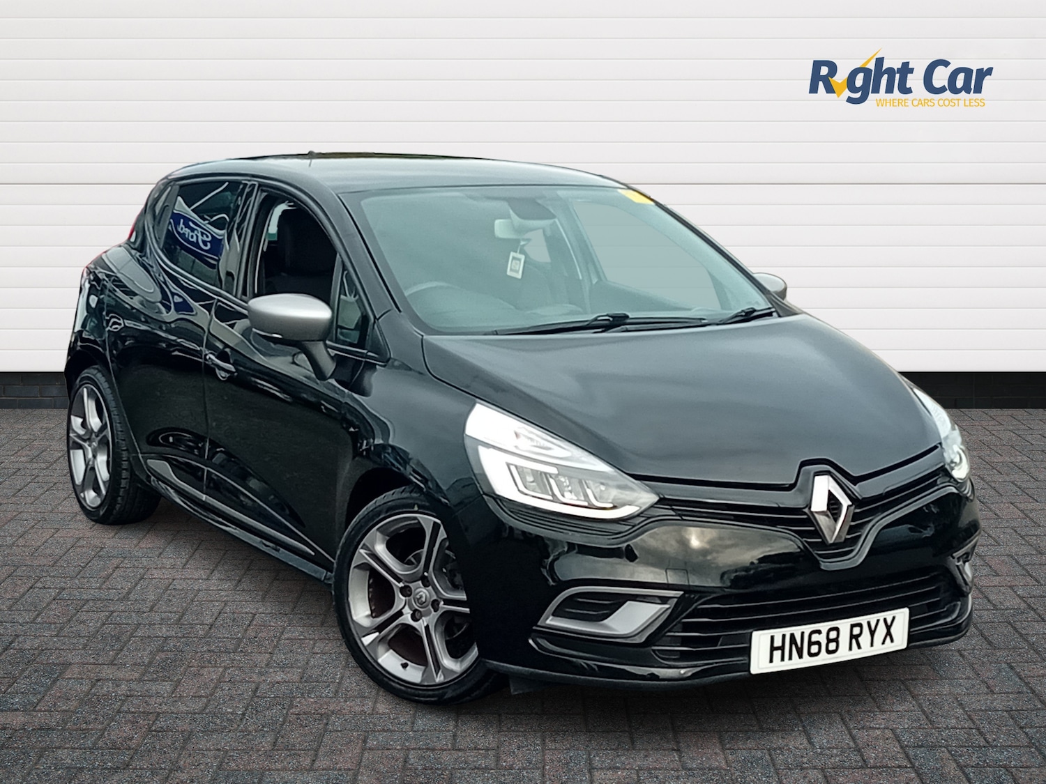Used Renault Clio 2018 for sale - 76434488: Photo 1