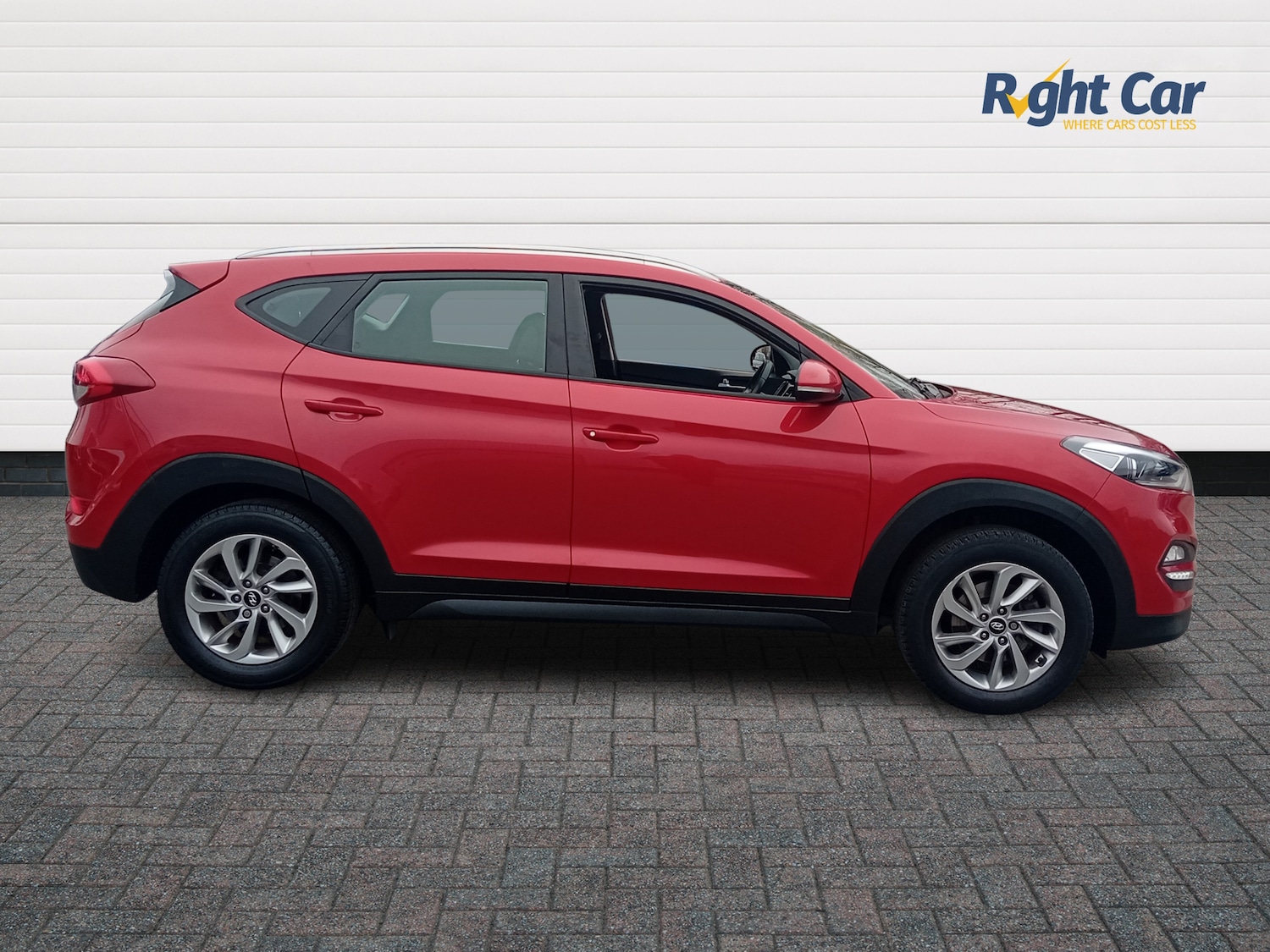 Used Hyundai TUCSON 2017 for sale - 77067938: Photo 4