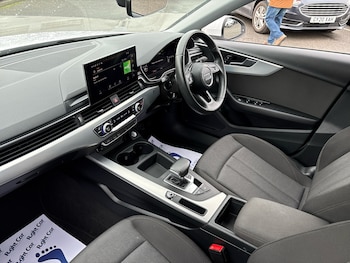 Used Audi A4 2022 for sale - 77627637: Photo