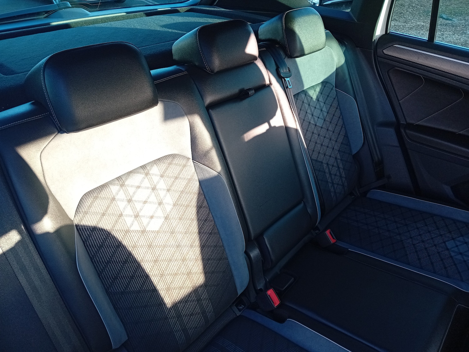 Used Volkswagen Tiguan 2023 for sale - 77316100: Photo 10