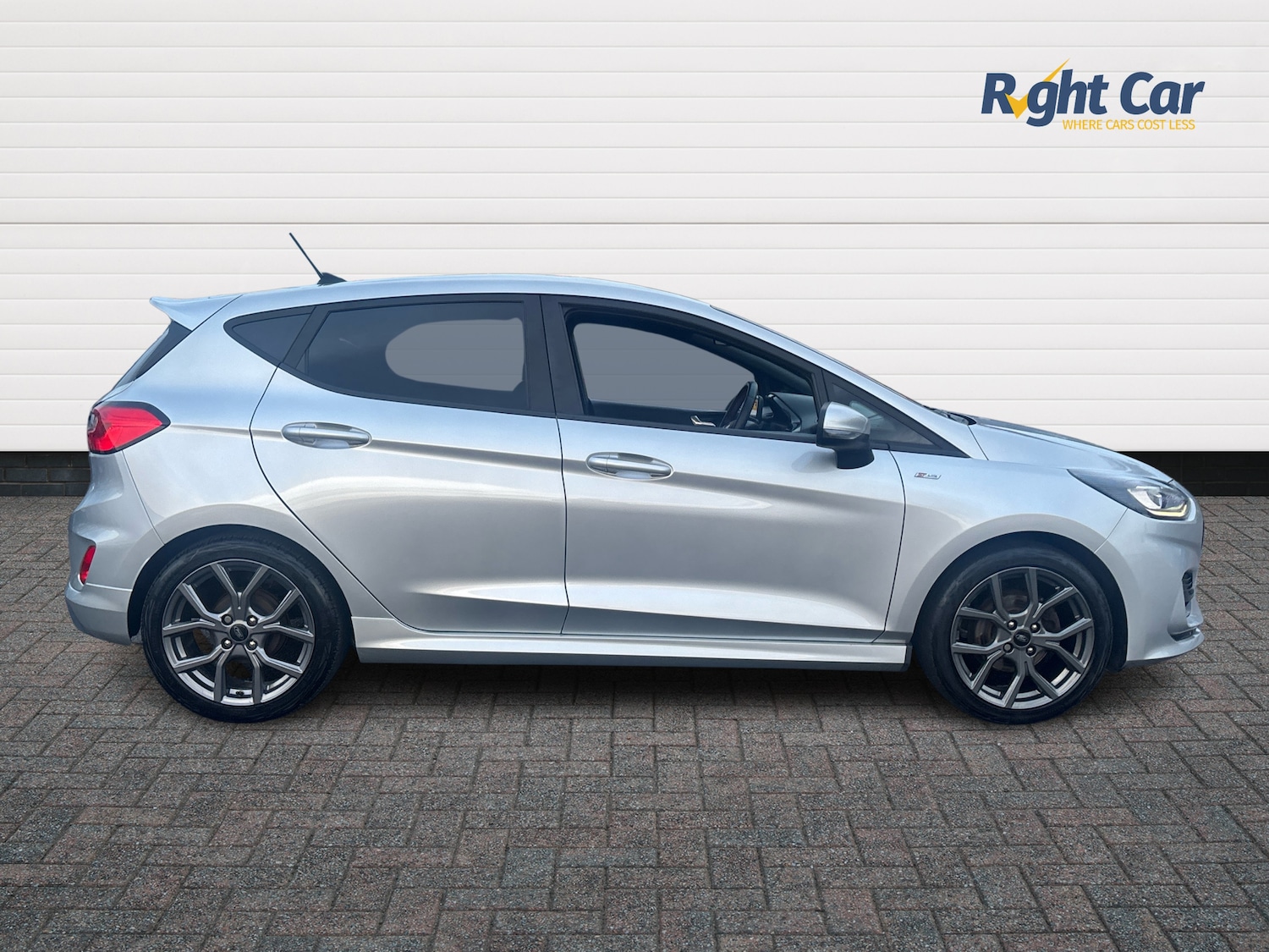 Used Ford Fiesta 2023 for sale - 77205785: Photo 4