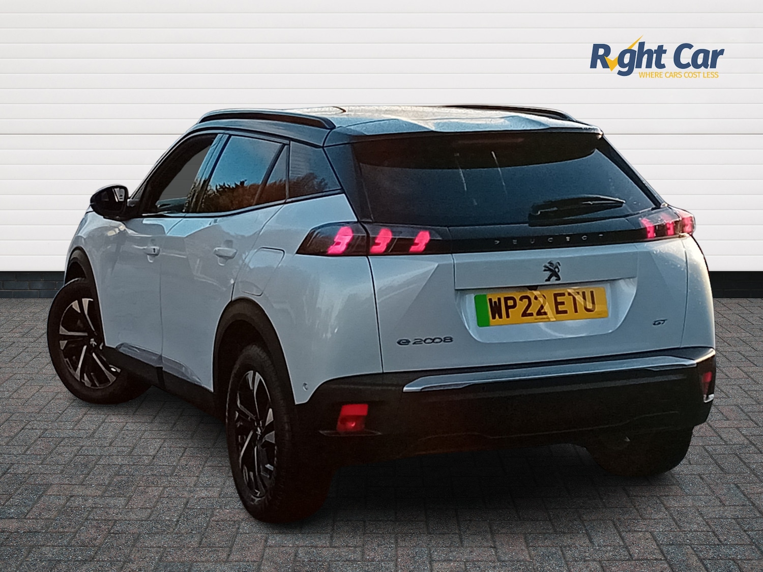 Used Peugeot 2008 2022 for sale - 76648045: Photo 3