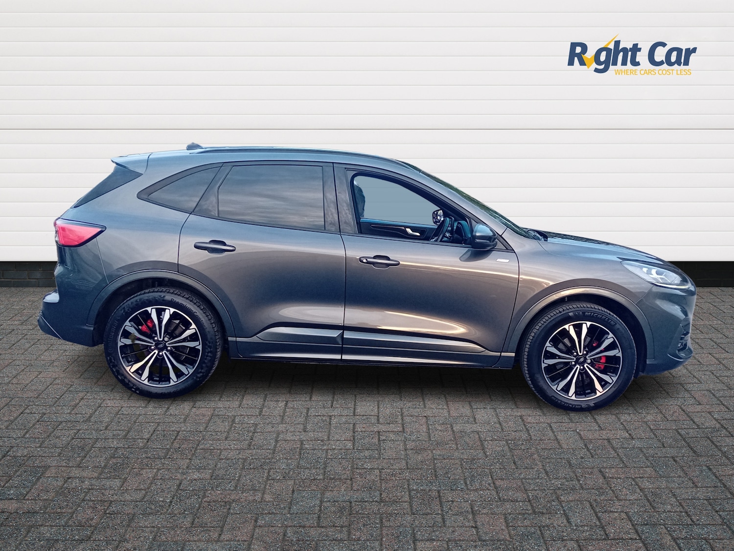 Used Ford Kuga 2024 for sale - 76351139: Photo 4