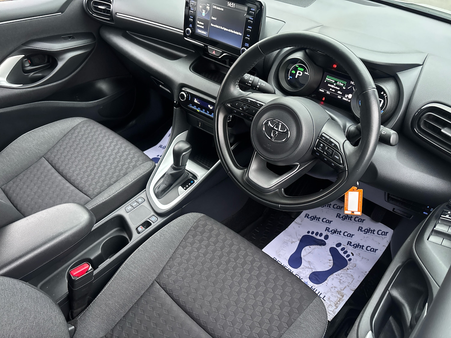 Used Toyota Yaris 2022 for sale - 76888874: Photo 6