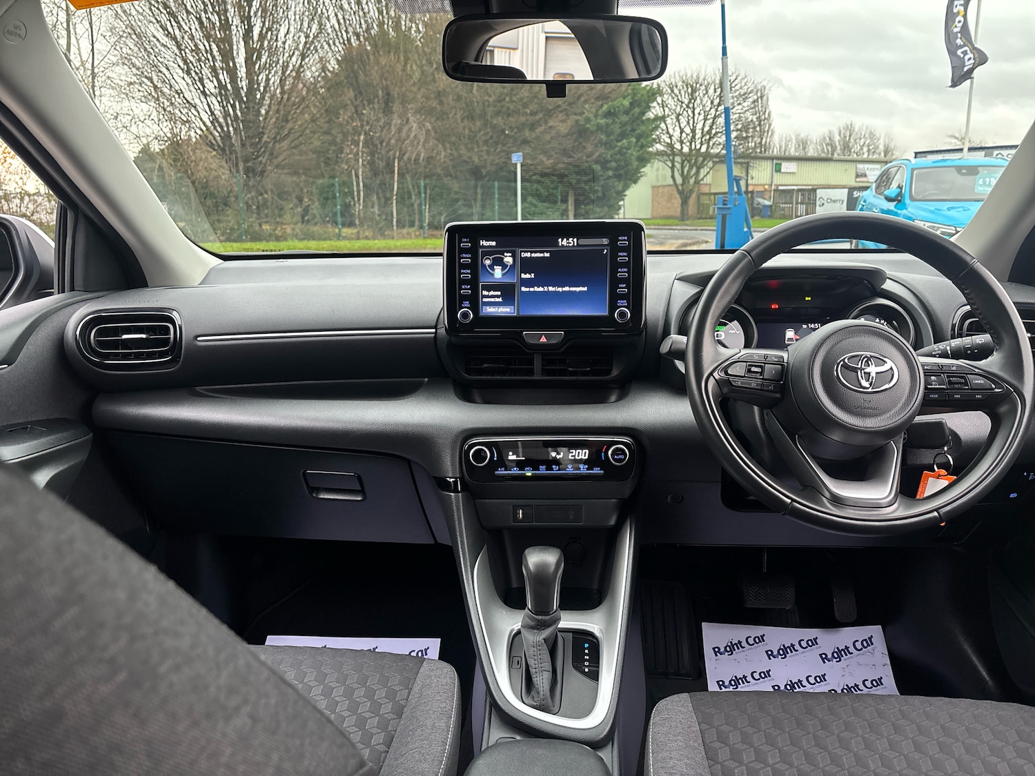 Used Toyota Yaris 2022 for sale - 76888874: Photo 8