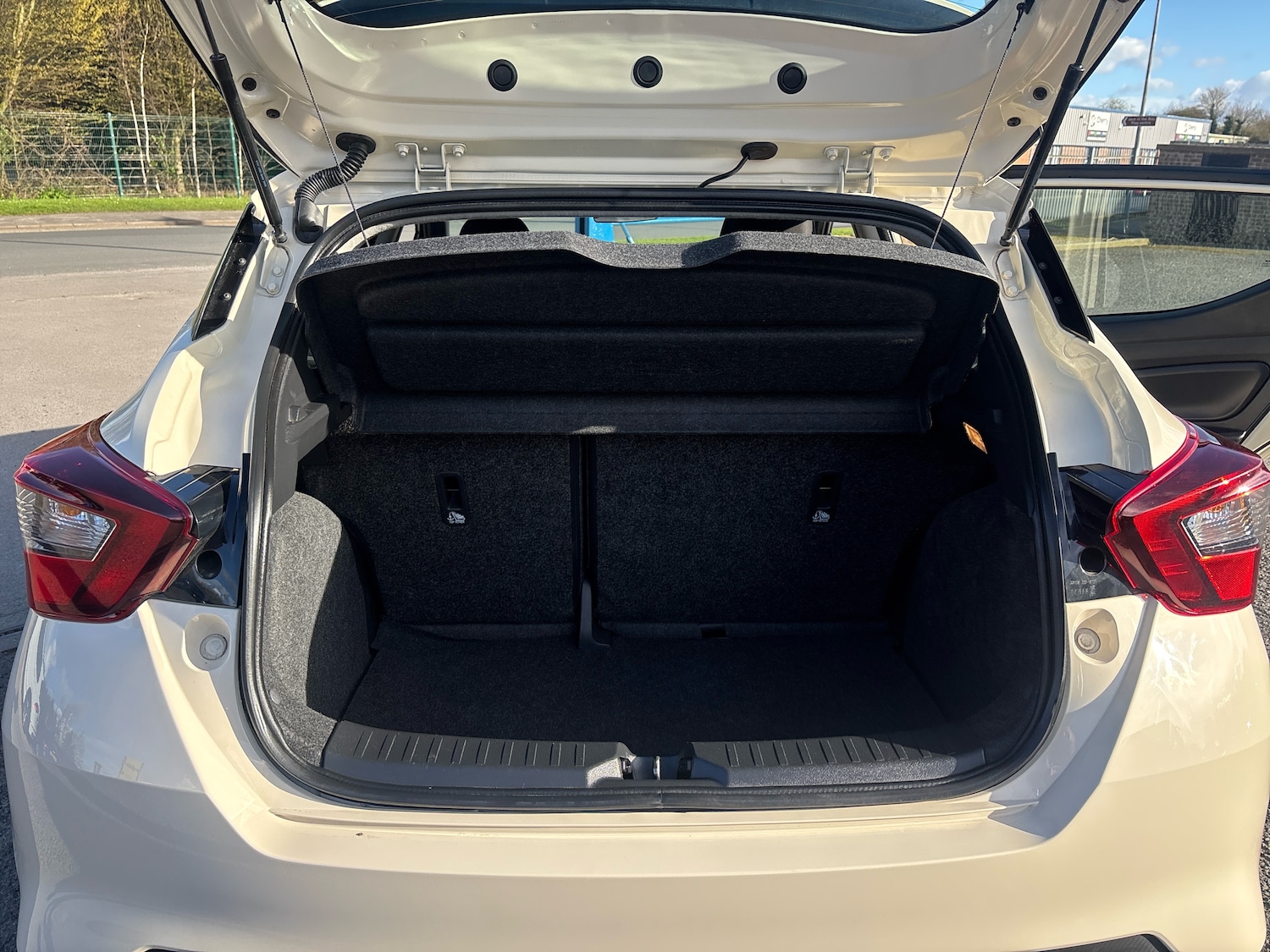 Used Nissan Micra 2022 for sale - 78022358: Photo 9