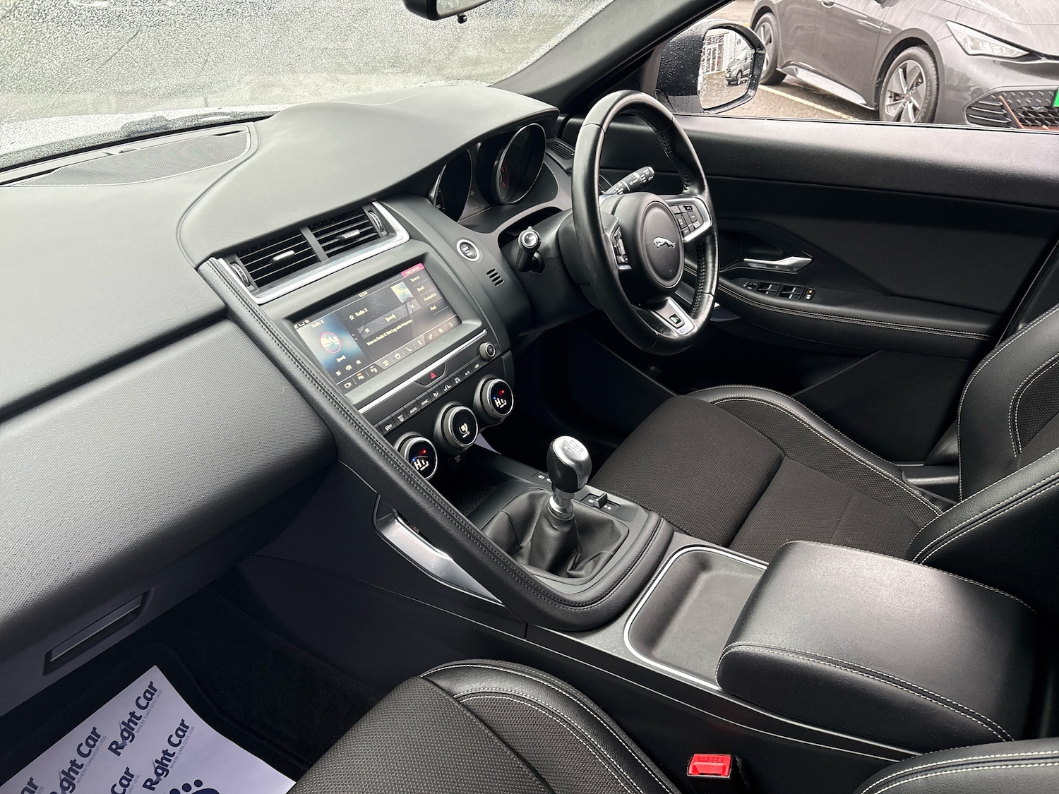 Used Jaguar E-Pace 2018 for sale - 77470954: Photo 2