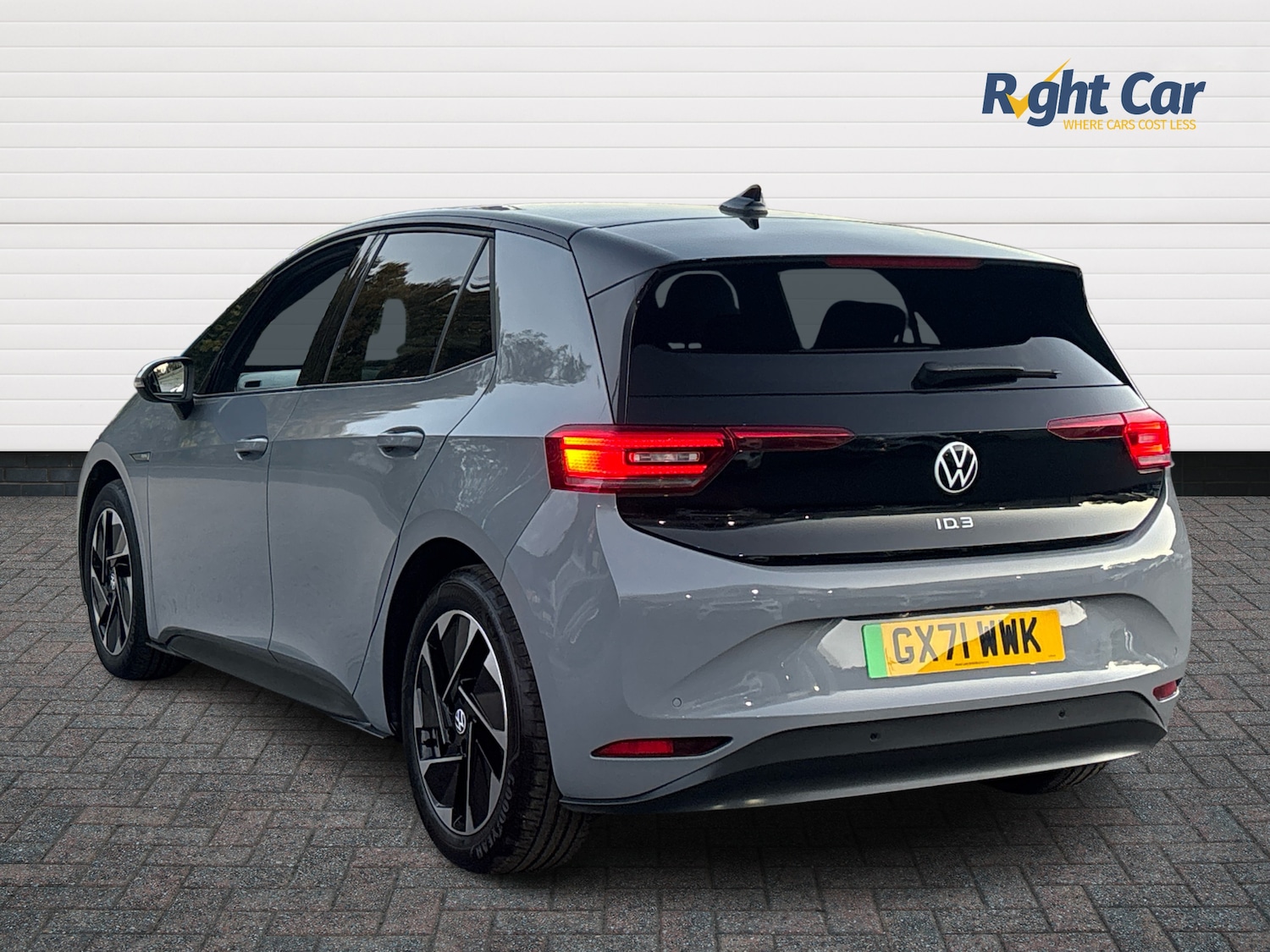 Used Volkswagen ID.3 2021 for sale - 76400510: Photo 3