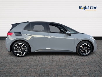 Used Volkswagen ID.3 2021 for sale - 76400510: Photo