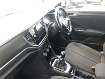 Used Volkswagen T-Roc 2020 for sale - 75052857: Photo