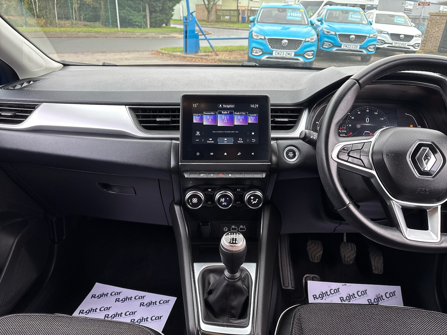 Used Renault Captur 2024 for sale - 76731662: Photo 8