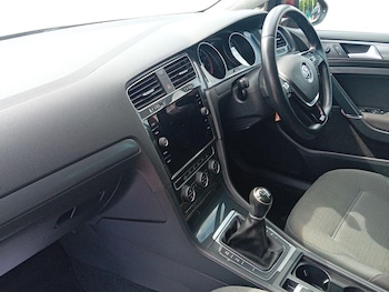 Used Volkswagen Golf 2020 for sale - 79294000: Photo