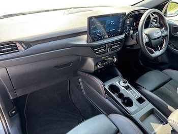 Used Ford Kuga 2025 for sale - 79376001: Photo