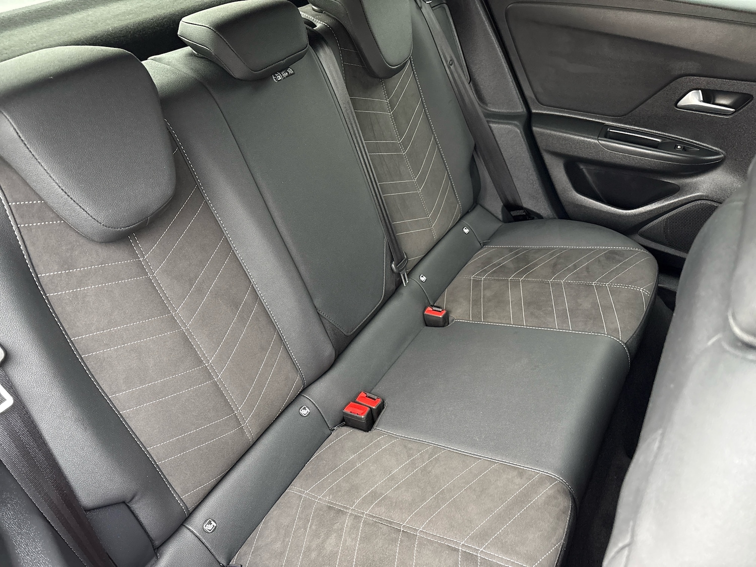 Used Vauxhall Mokka 2023 for sale - 76241850: Photo 10