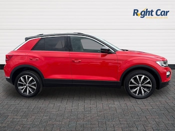 Used Volkswagen T-Roc 2019 for sale - 79293946: Photo