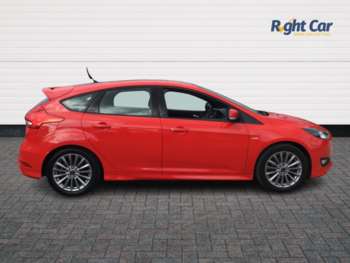 Used Ford Focus 2017 for sale - 74801095: Photo