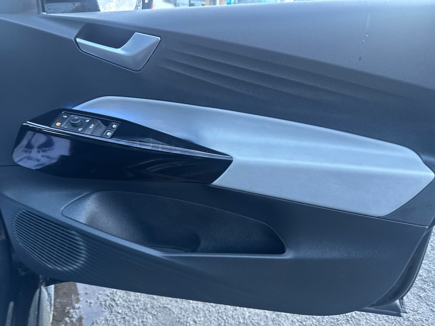 Used Volkswagen ID.3 2021 for sale - 76434489: Photo 11