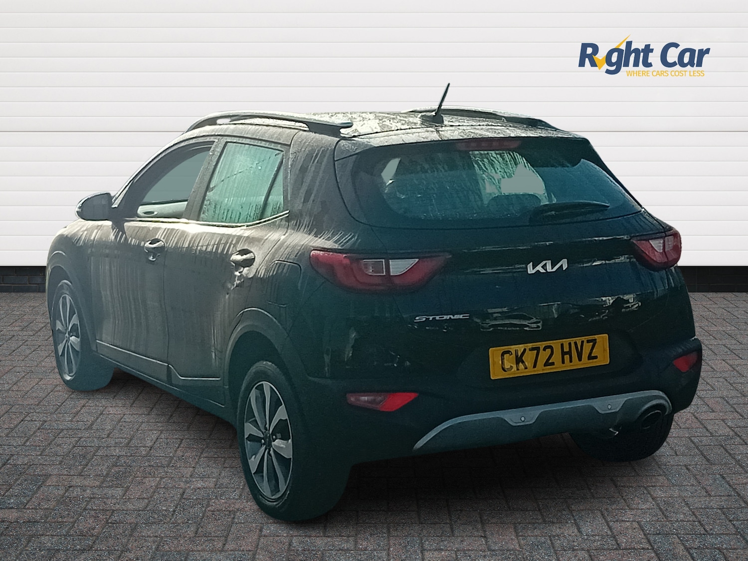 Used Kia Stonic 2022 for sale - 77360632: Photo 3